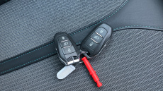 Peugeot 3008 1.6 Hybrid 225 Allure 5dr e-EAT8 Estate